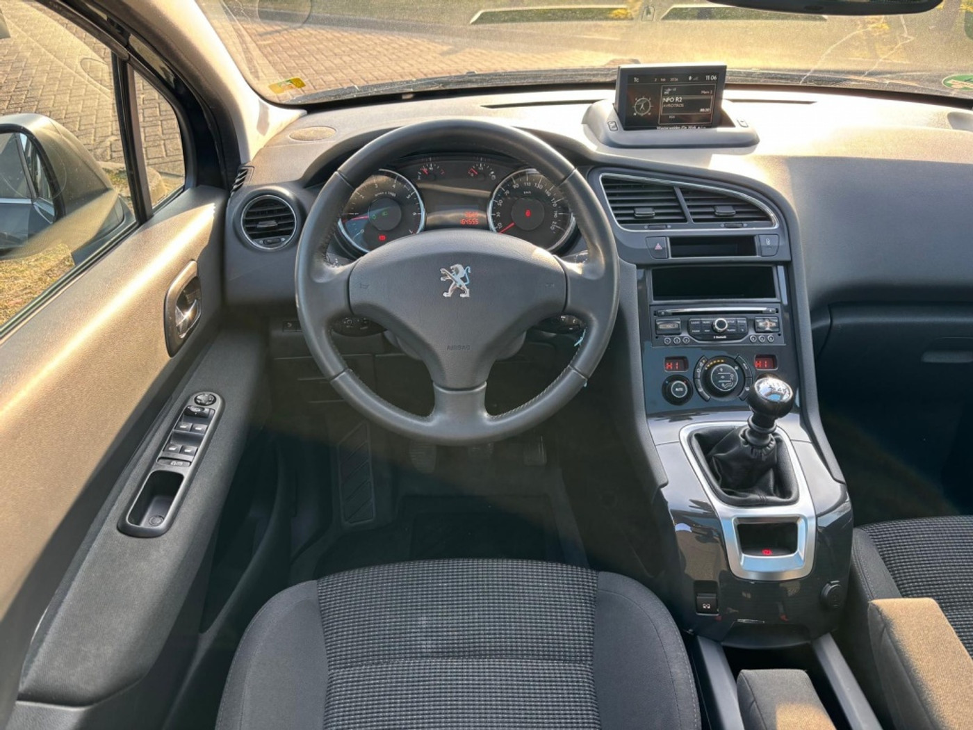 Foto van Peugeot 5008