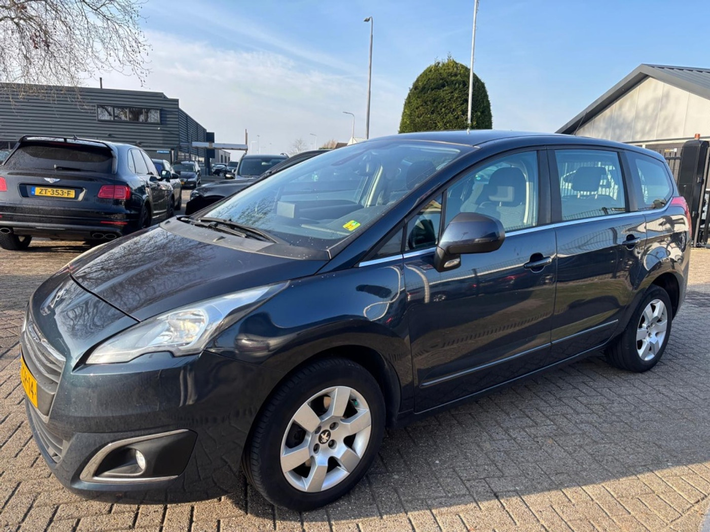 Foto van Peugeot 5008