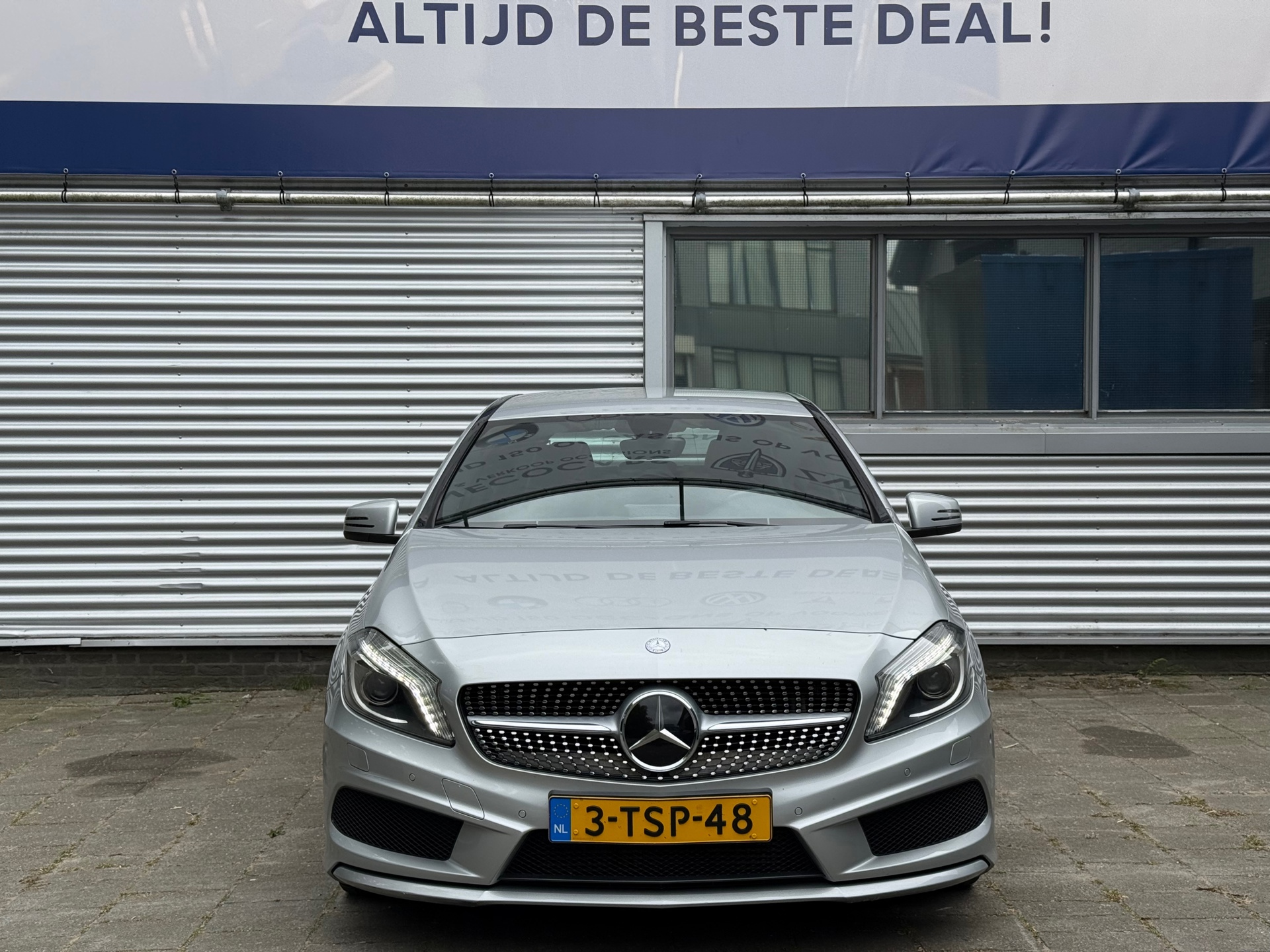 Foto van Mercedes-Benz A 180