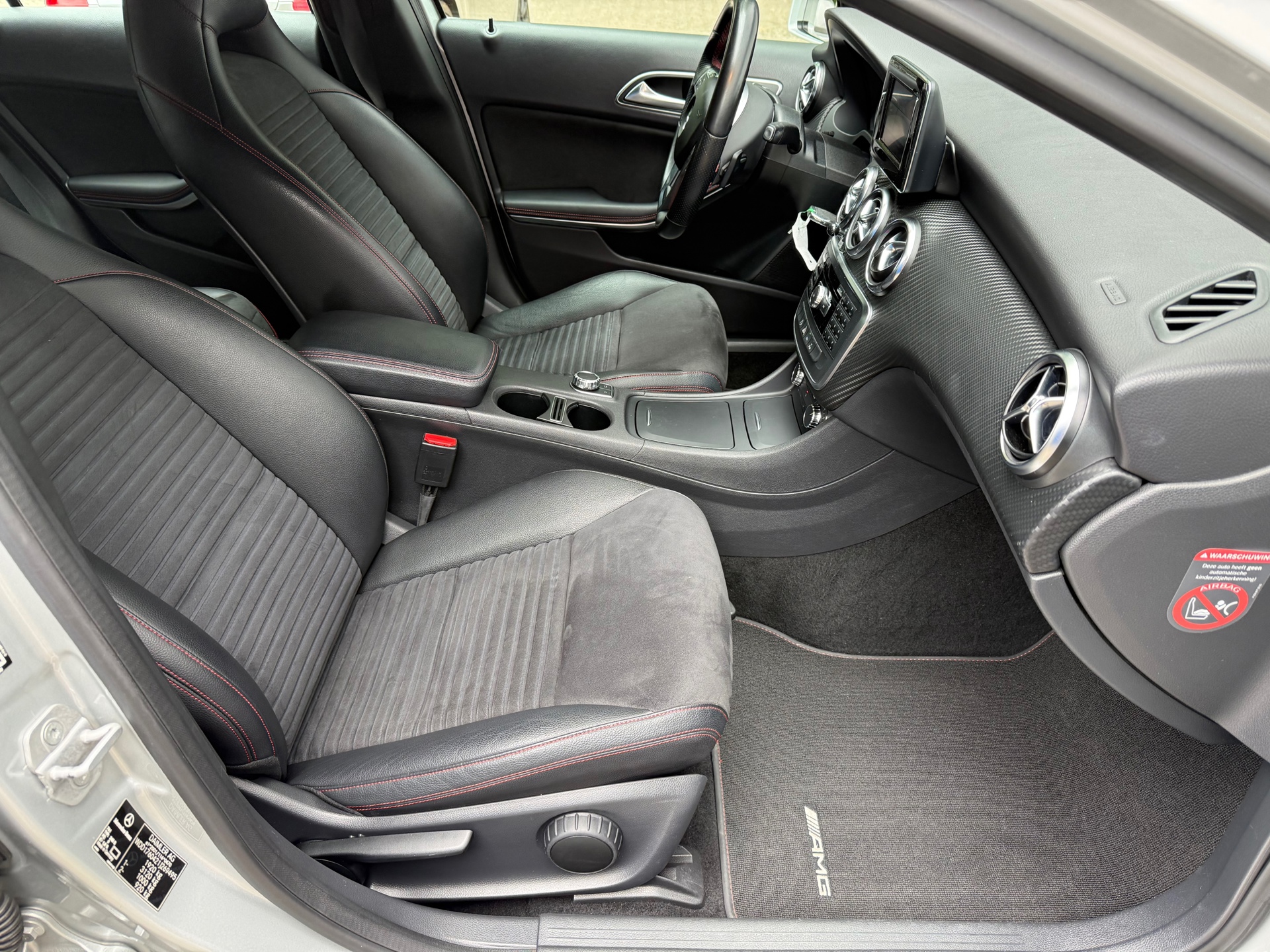Foto van Mercedes-Benz A 180