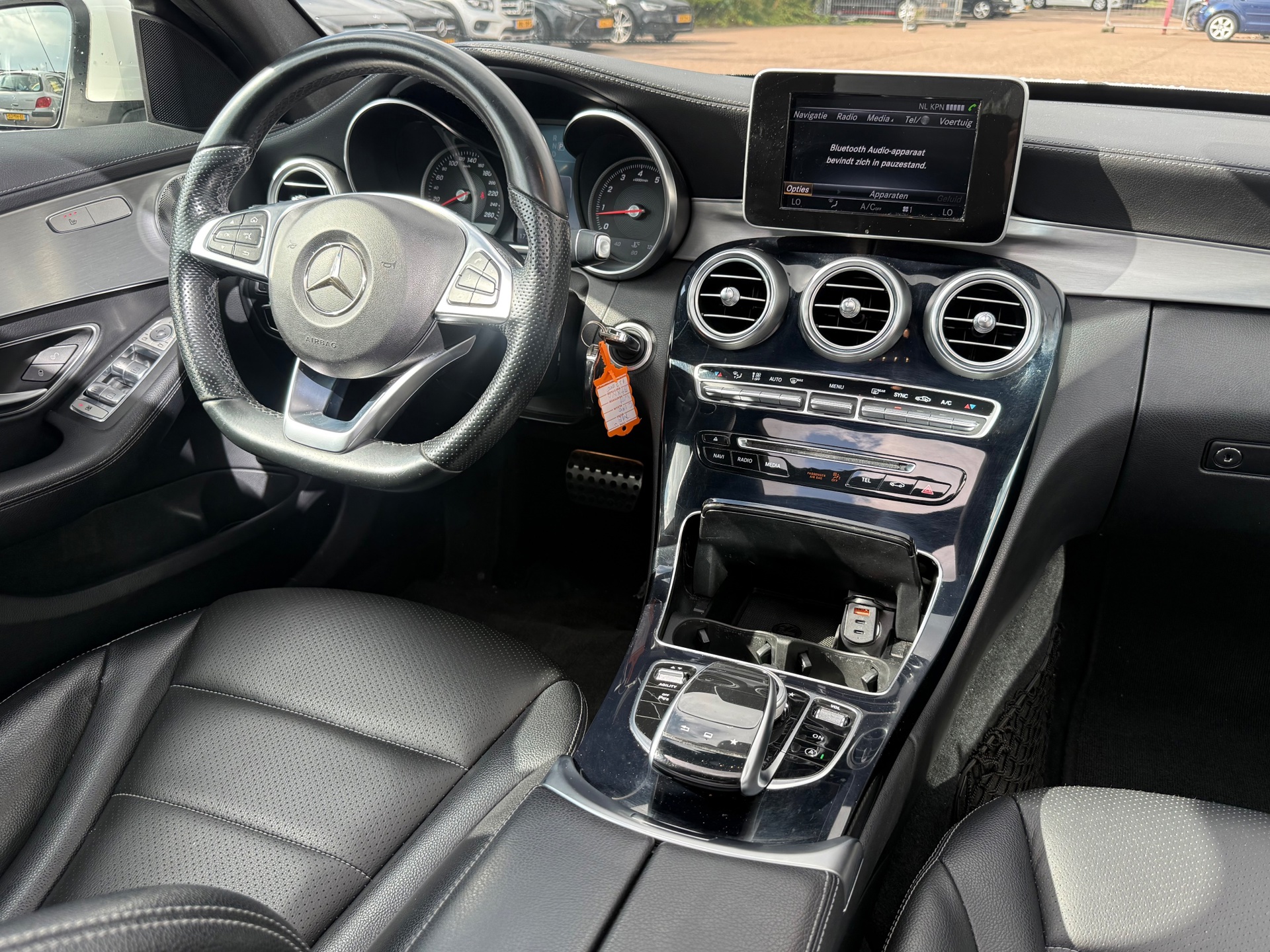 Foto van Mercedes-Benz C 180