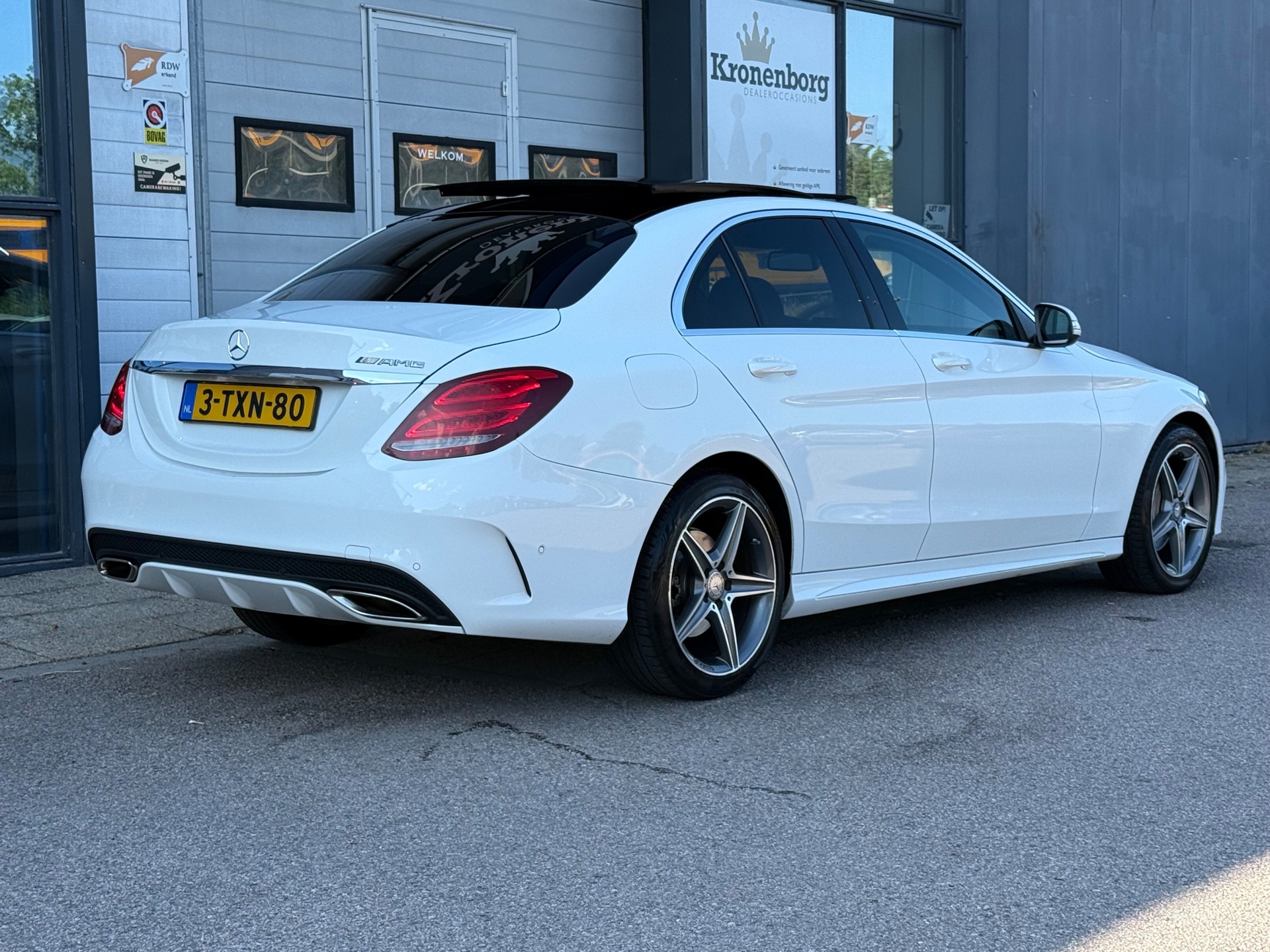 Foto van Mercedes-Benz C 180
