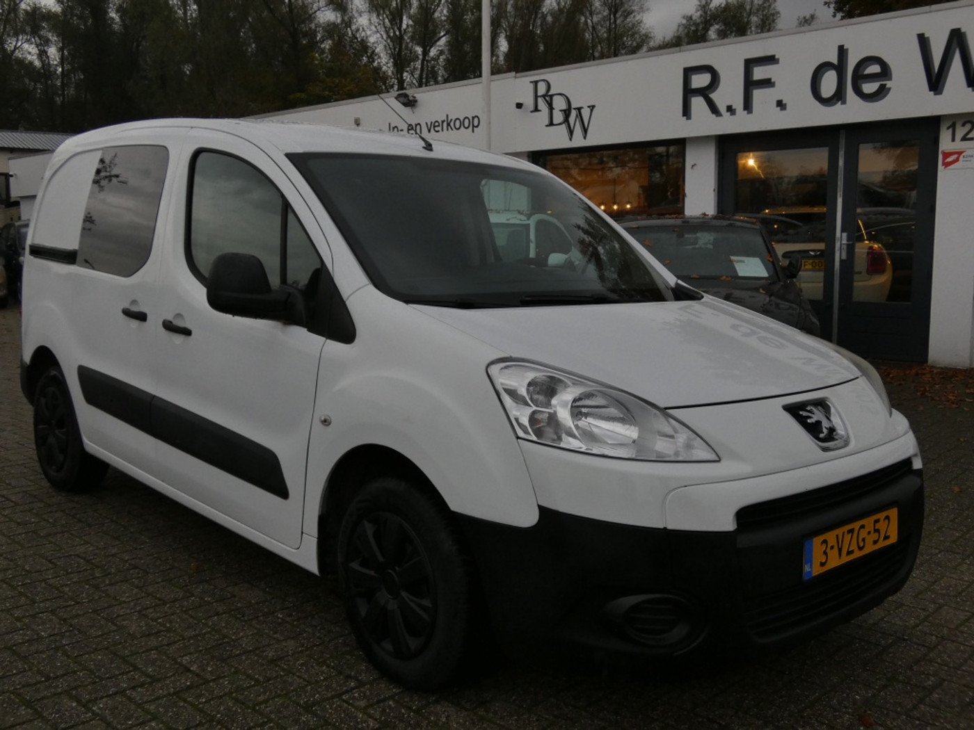 Peugeot Partner 120 1.6eHDI L1XT Pr+ Nwe APK airco 2012 - voorkant