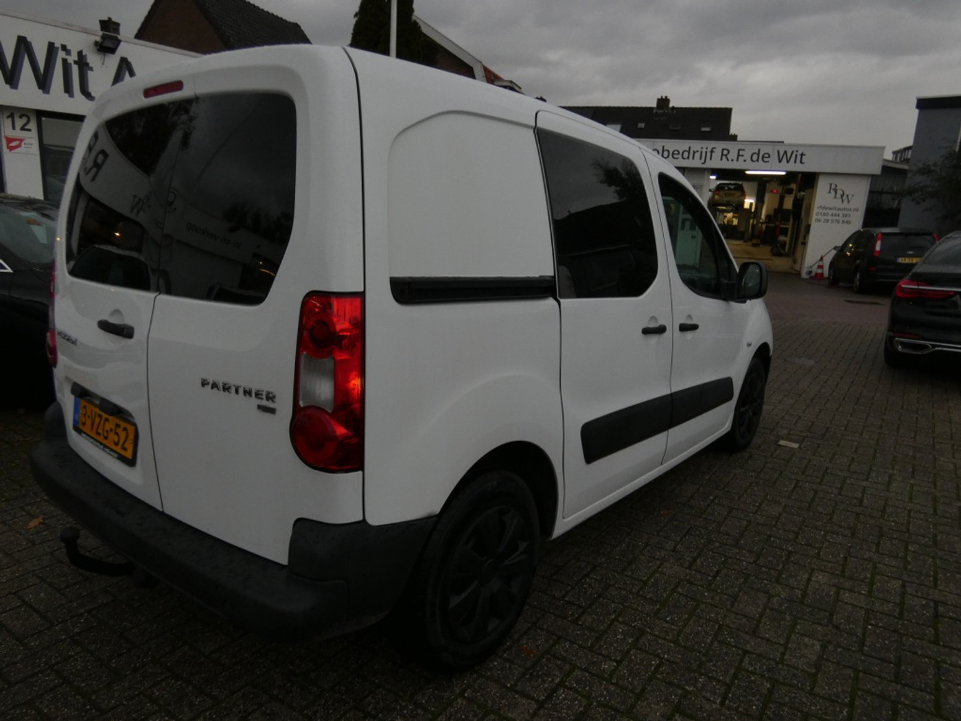 Foto van Peugeot Partner