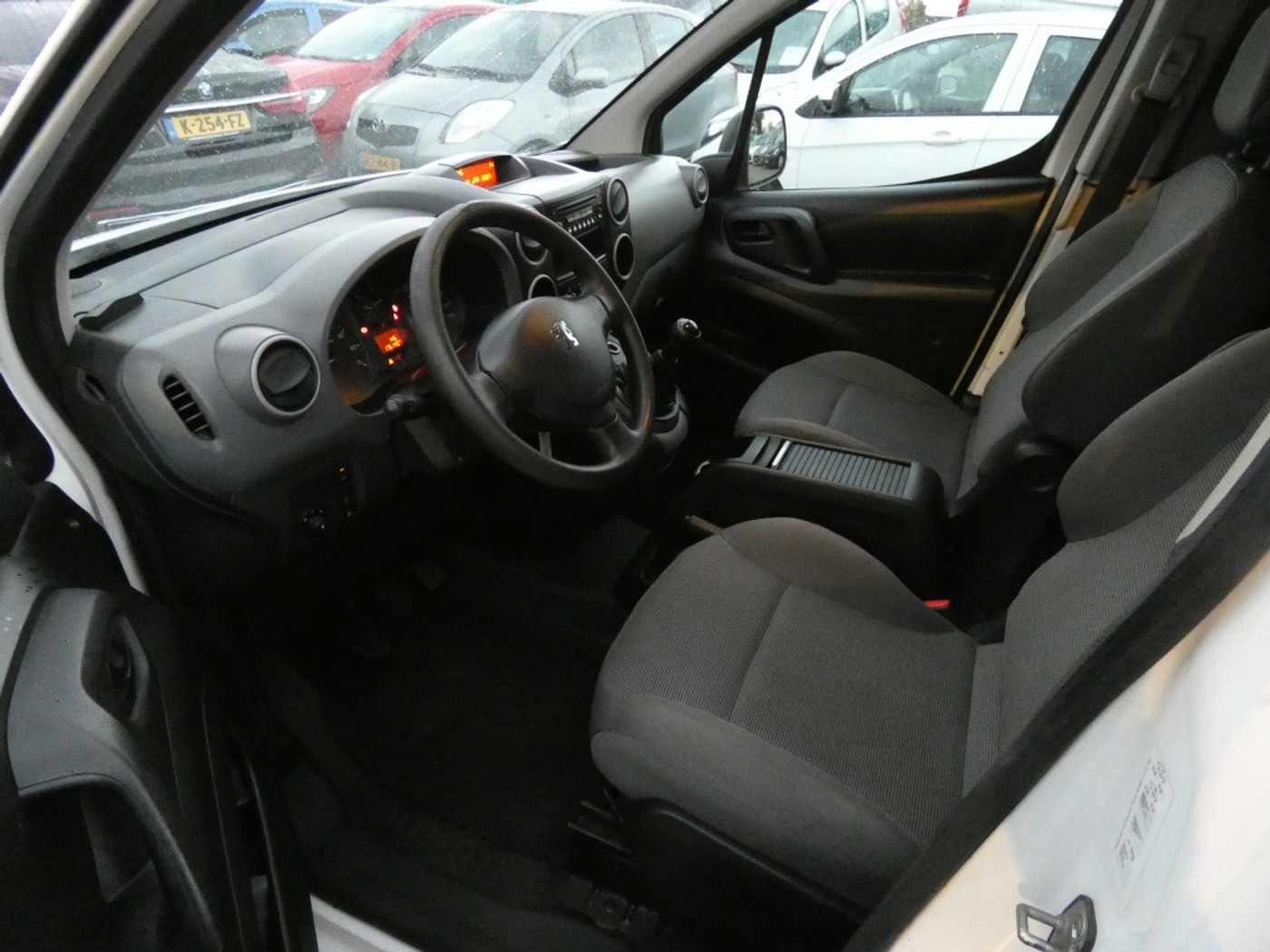Foto van Peugeot Partner