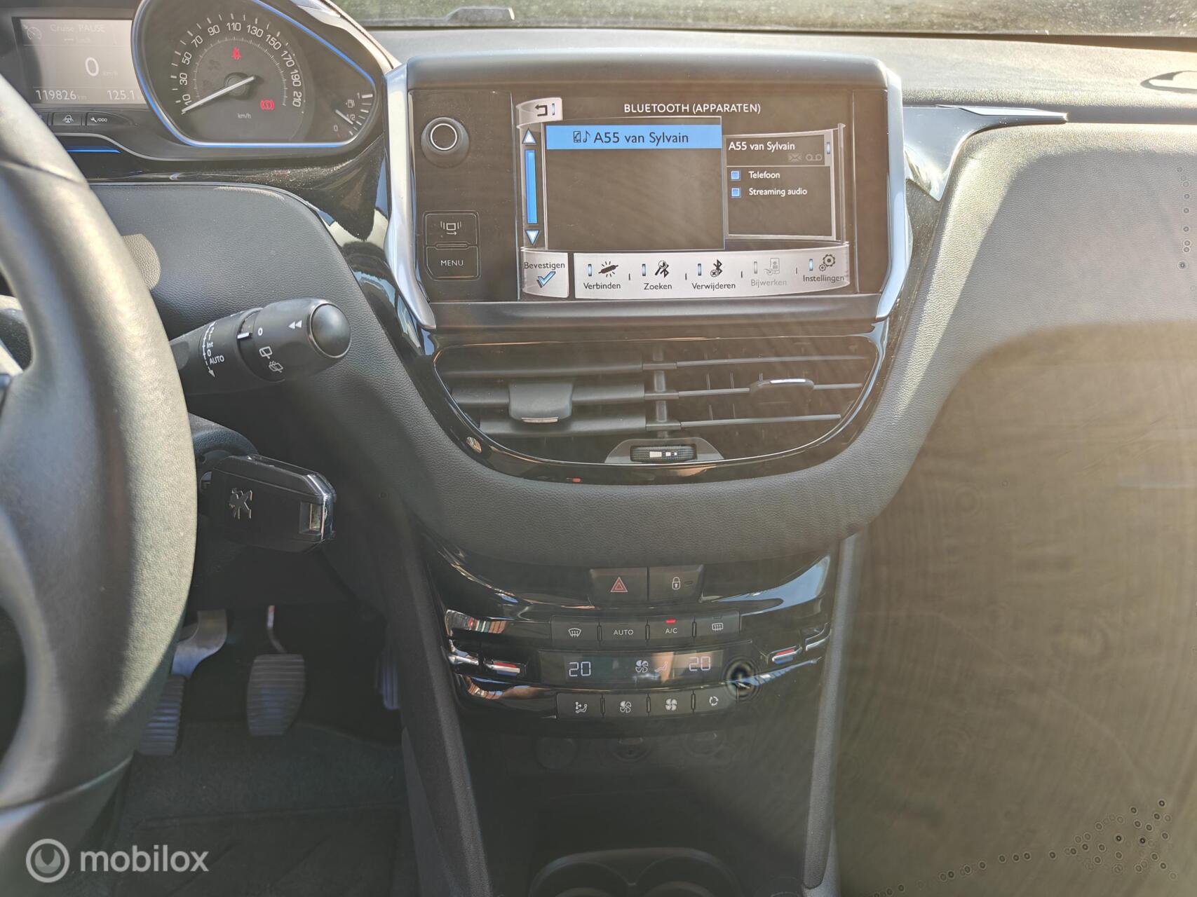 Foto van Peugeot 208