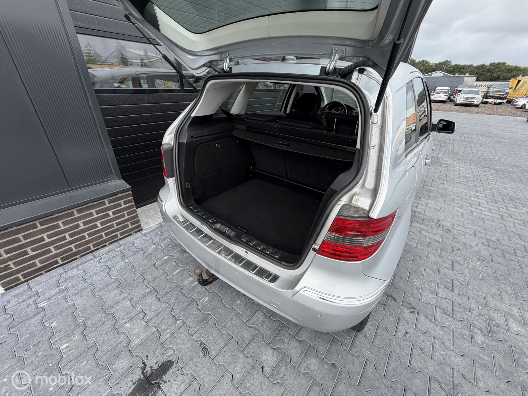 Foto van Mercedes-Benz B 180 CDI