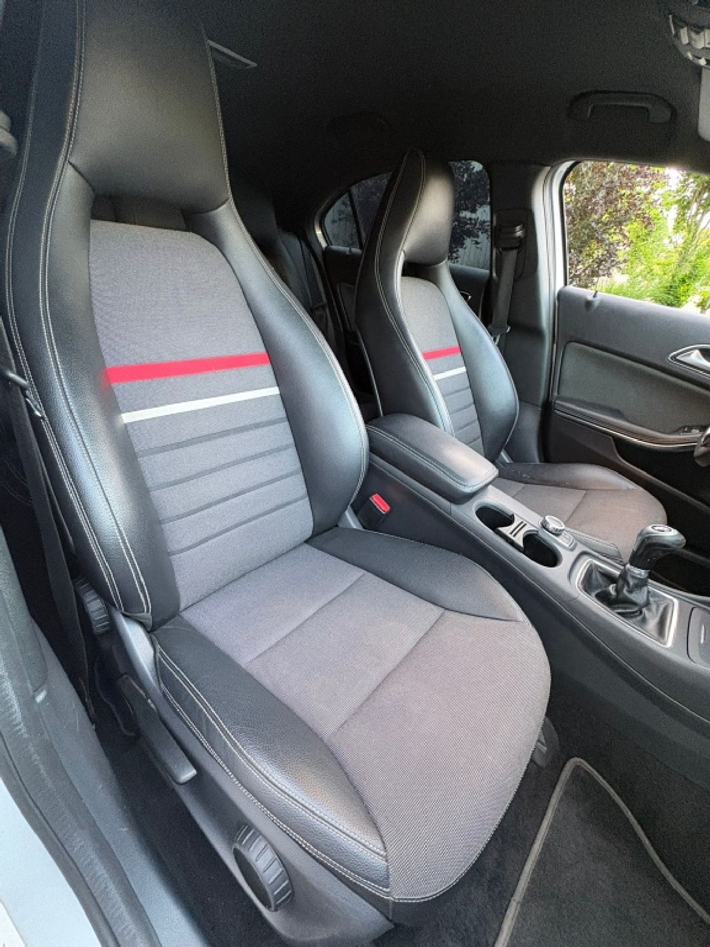 Foto van Mercedes-Benz A 180