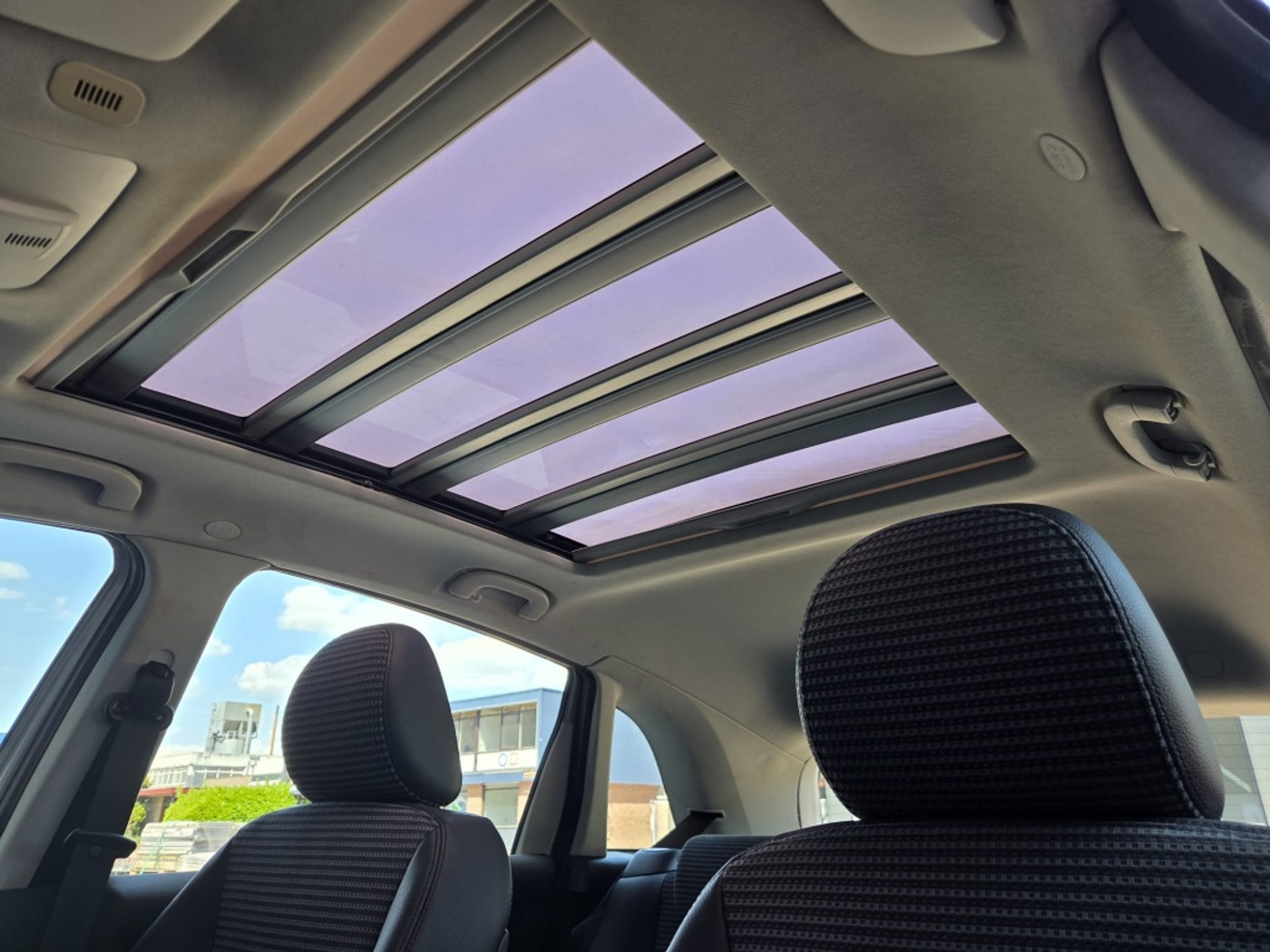 Foto van Mercedes-Benz B 200