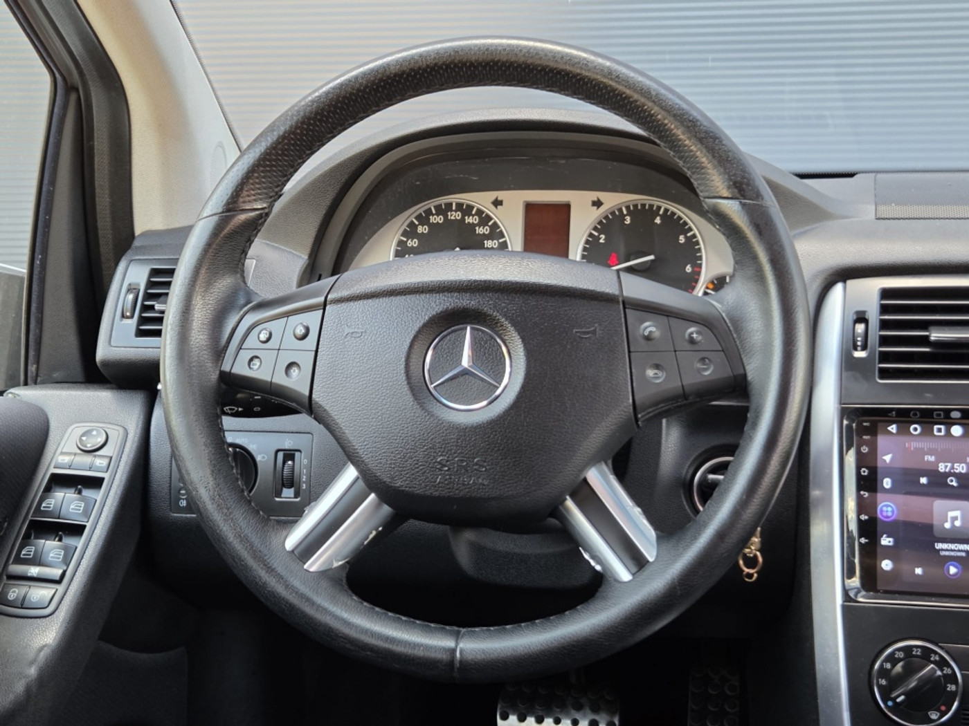 Foto van Mercedes-Benz B 200