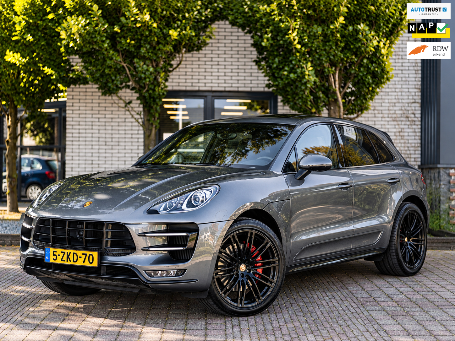 Porsche Macan Turbo 3.6 Turbo Origineel NL | Full Options | Nieuwe APK bij Aflevering 2015 - voorkant