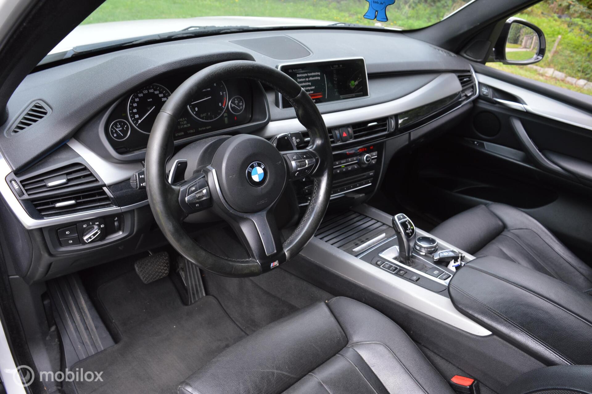 Foto van BMW X5 Xdrive30d