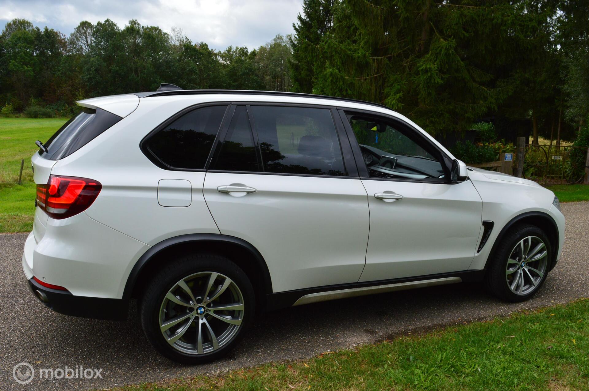 Foto van BMW X5 Xdrive30d