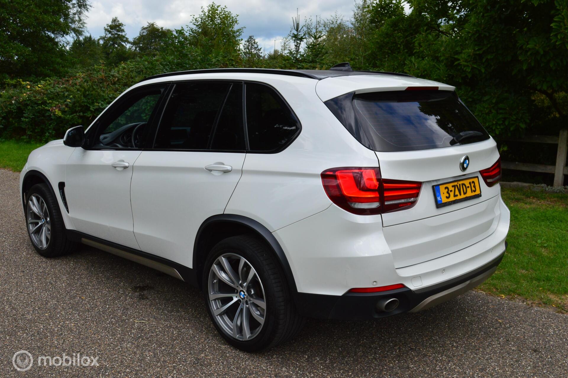 Foto van BMW X5 Xdrive30d