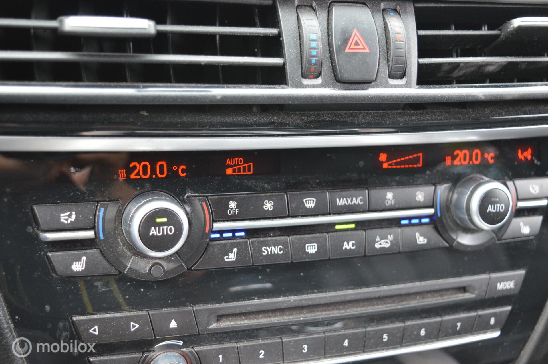 Foto van BMW X5 Xdrive30d