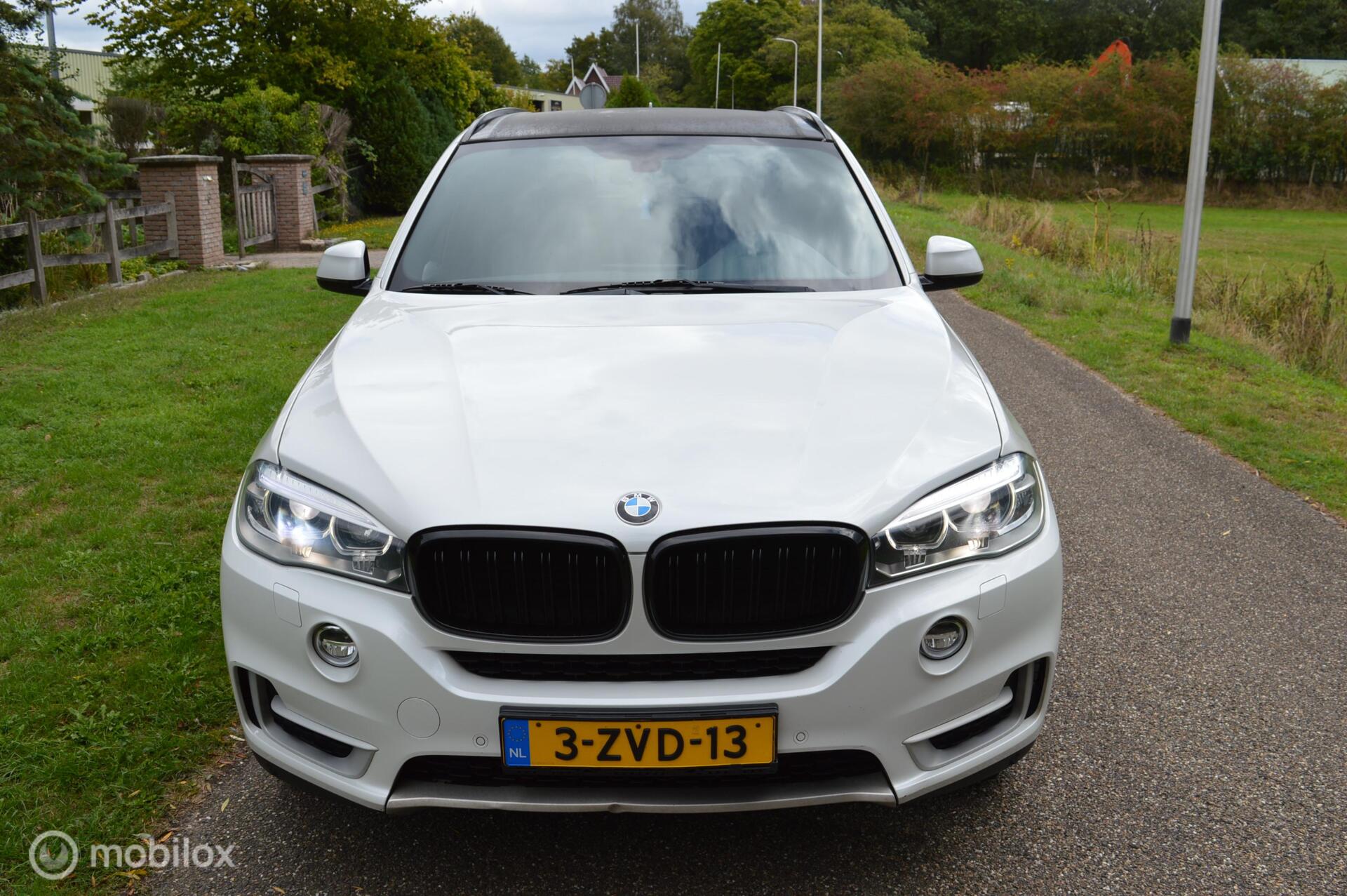 Foto van BMW X5 Xdrive30d
