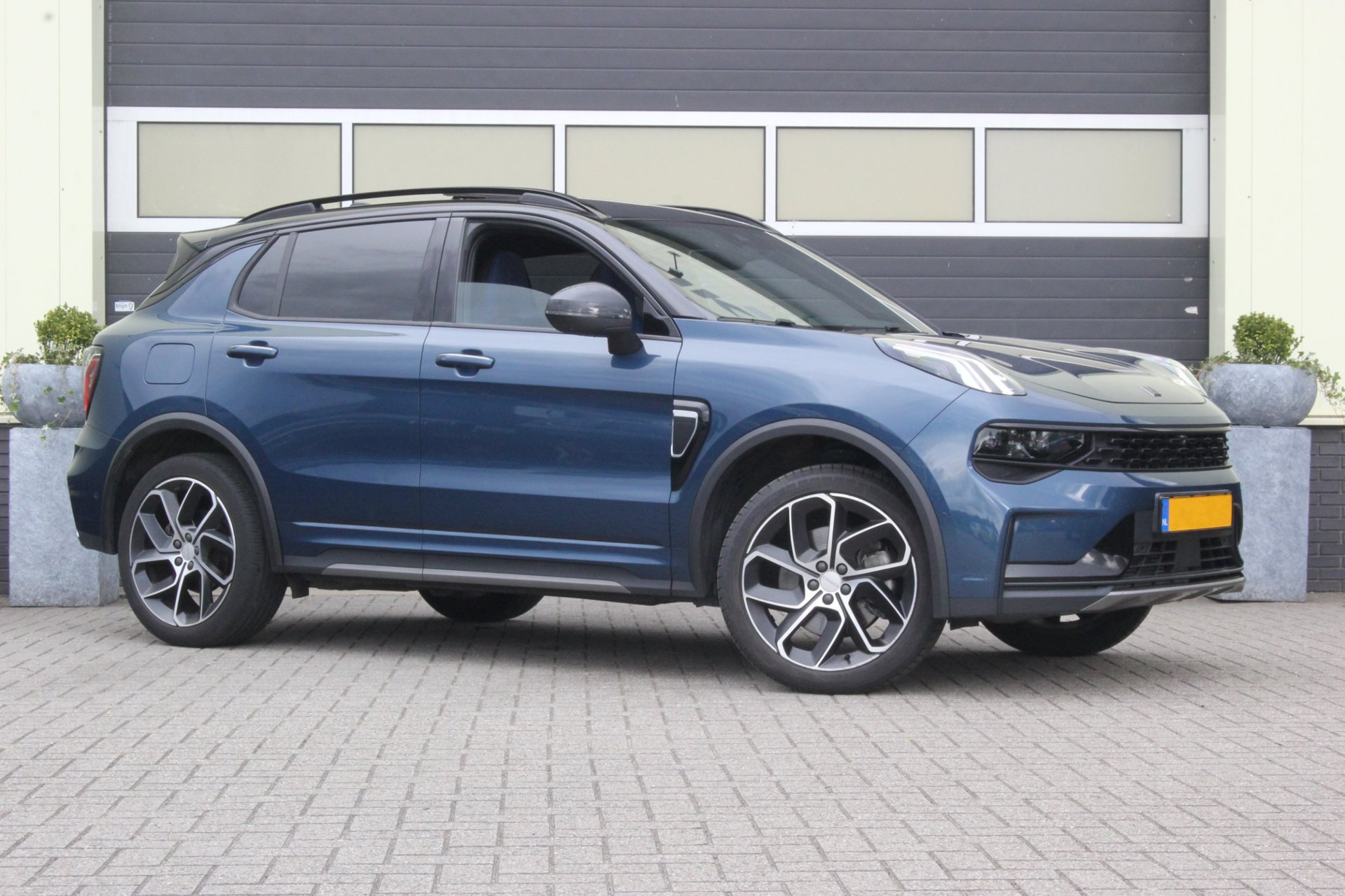 Foto van Lynk&co LYNK & Co 01