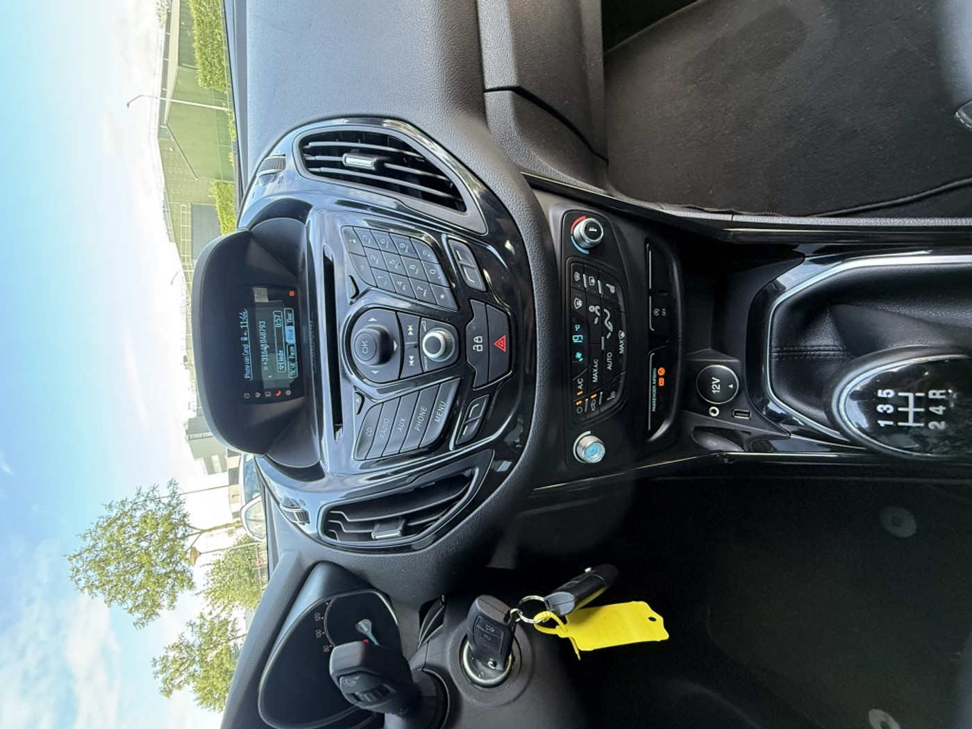Foto van Ford B-max