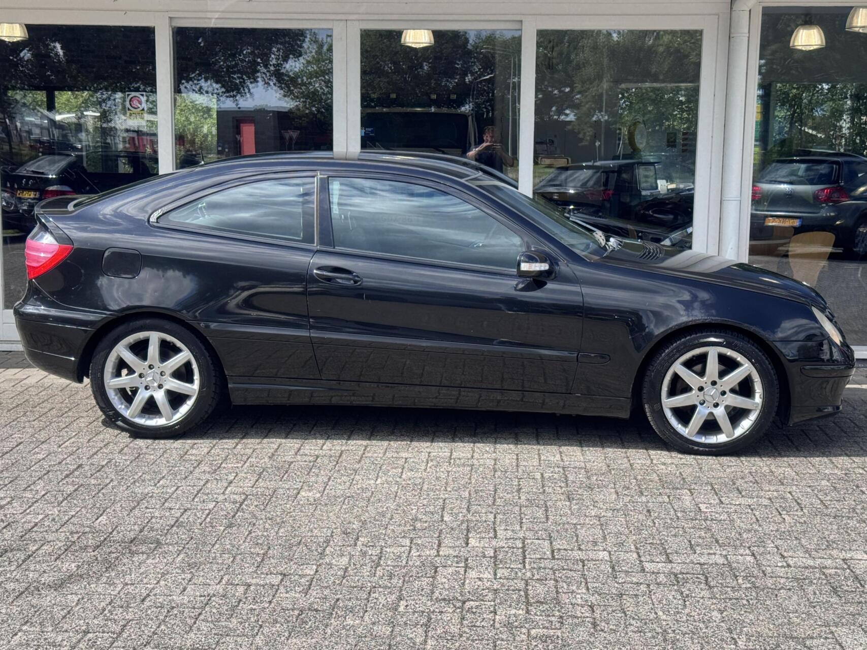 Foto van Mercedes-Benz C 200 Kompressor