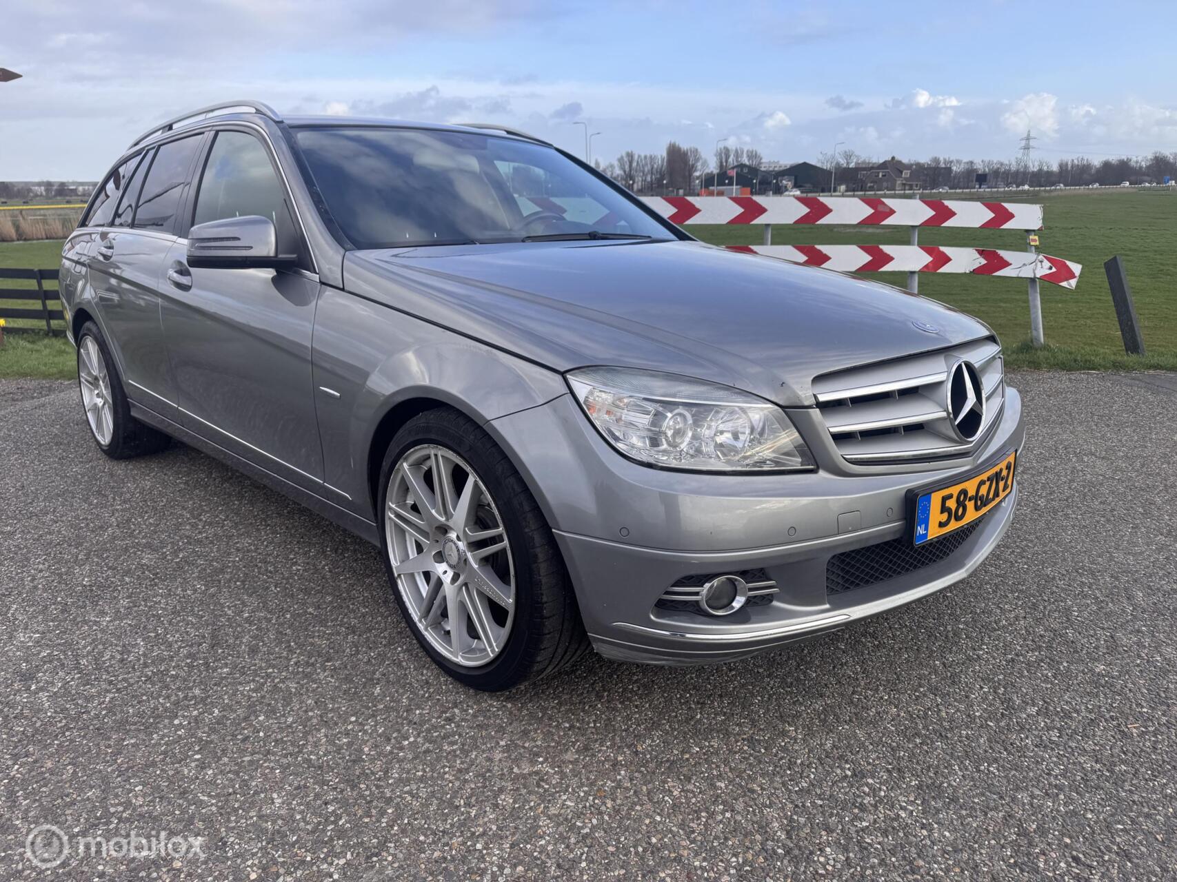 Foto van Mercedes-Benz C 180 Kompressor