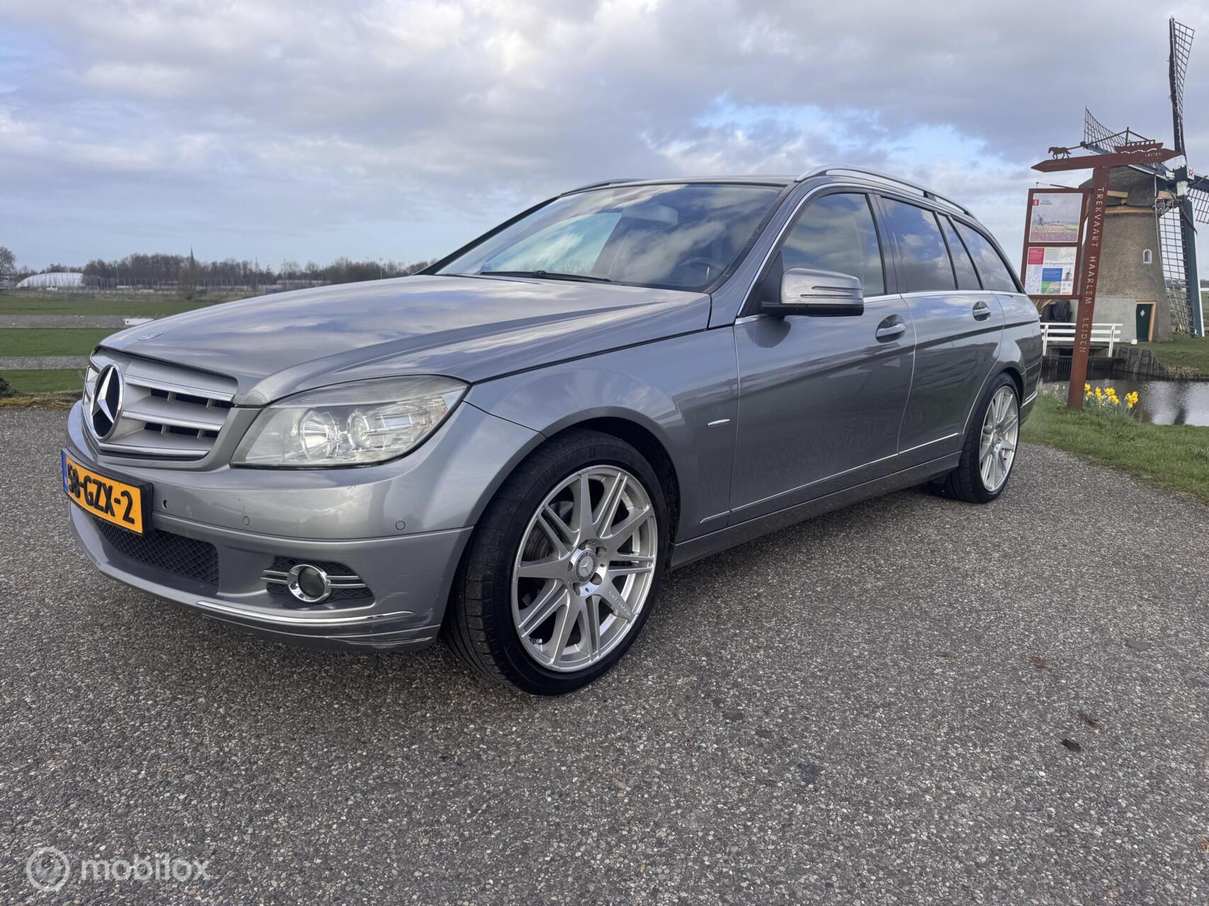 Foto van Mercedes-Benz C 180 Kompressor