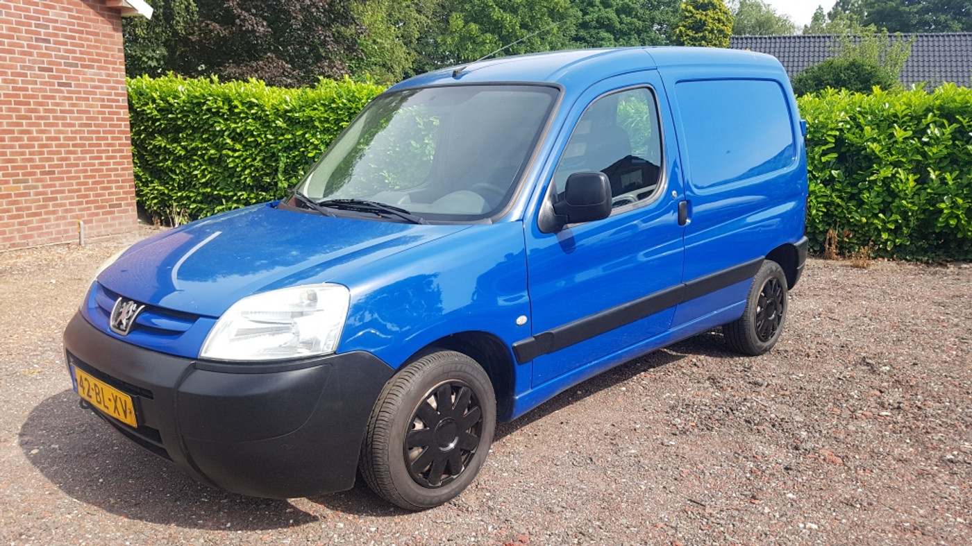Peugeot Partner 170c 1.9d 170C 1.9 D Avantage 2004 - voorkant