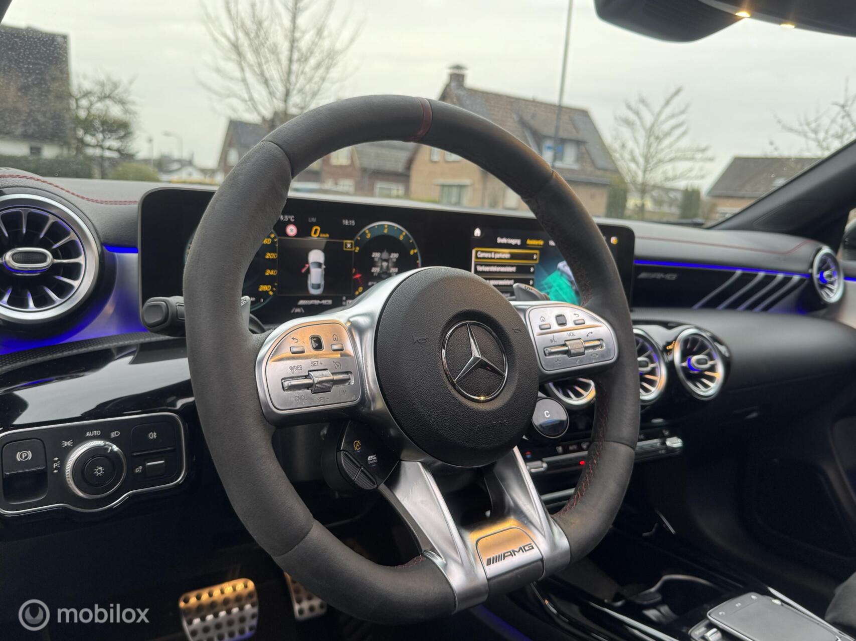 Foto van Mercedes-Benz AMG Cla 35