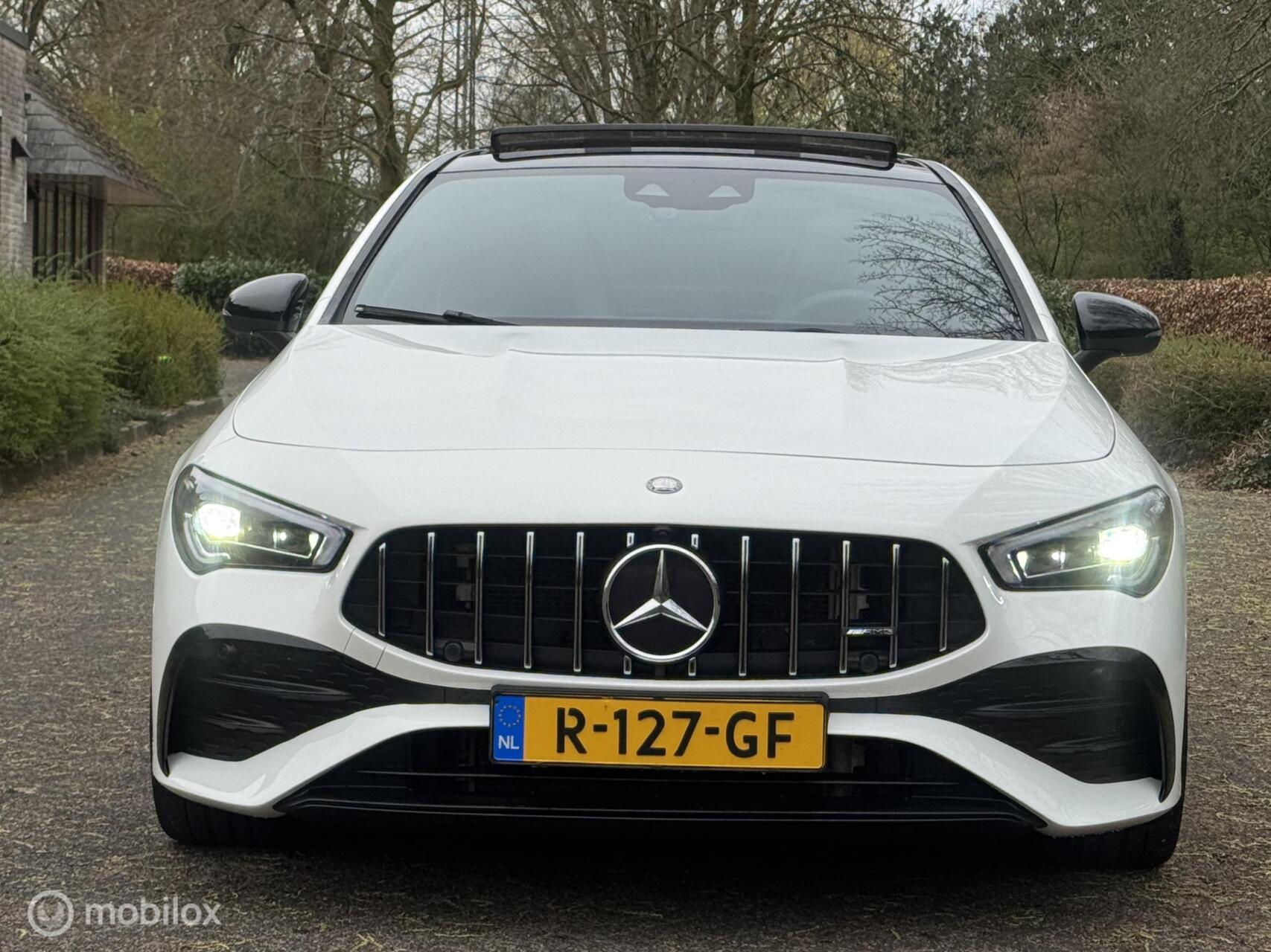 Foto van Mercedes-Benz AMG Cla 35
