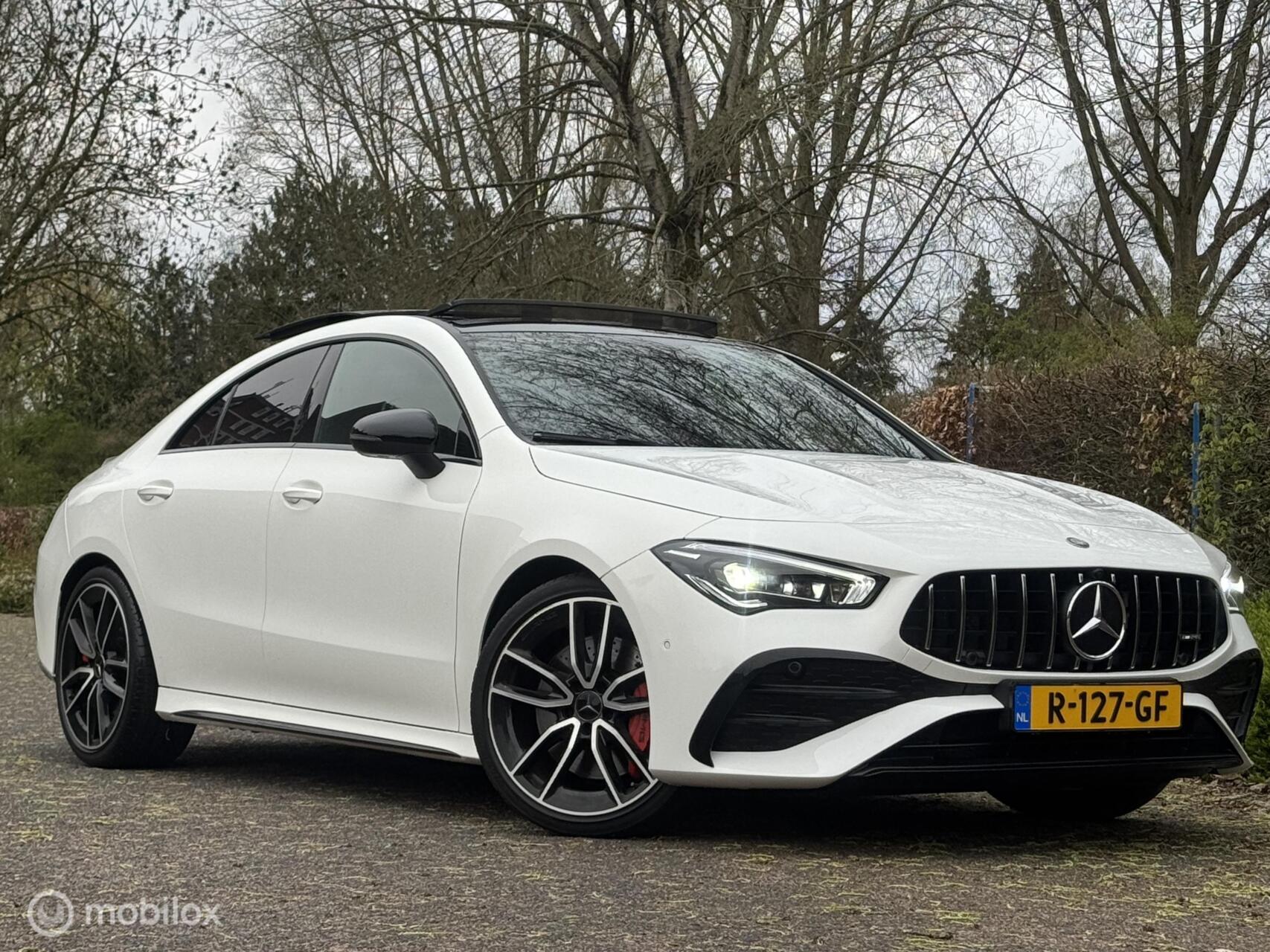 Foto van Mercedes-Benz AMG Cla 35