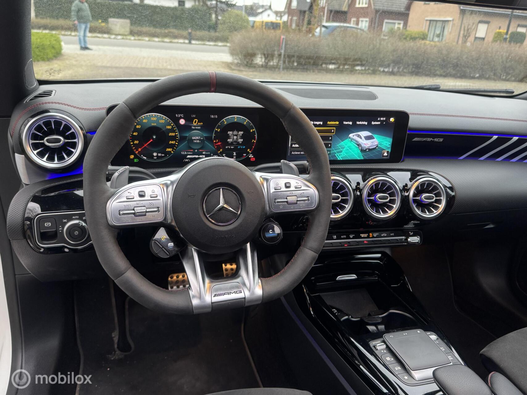 Foto van Mercedes-Benz AMG Cla 35