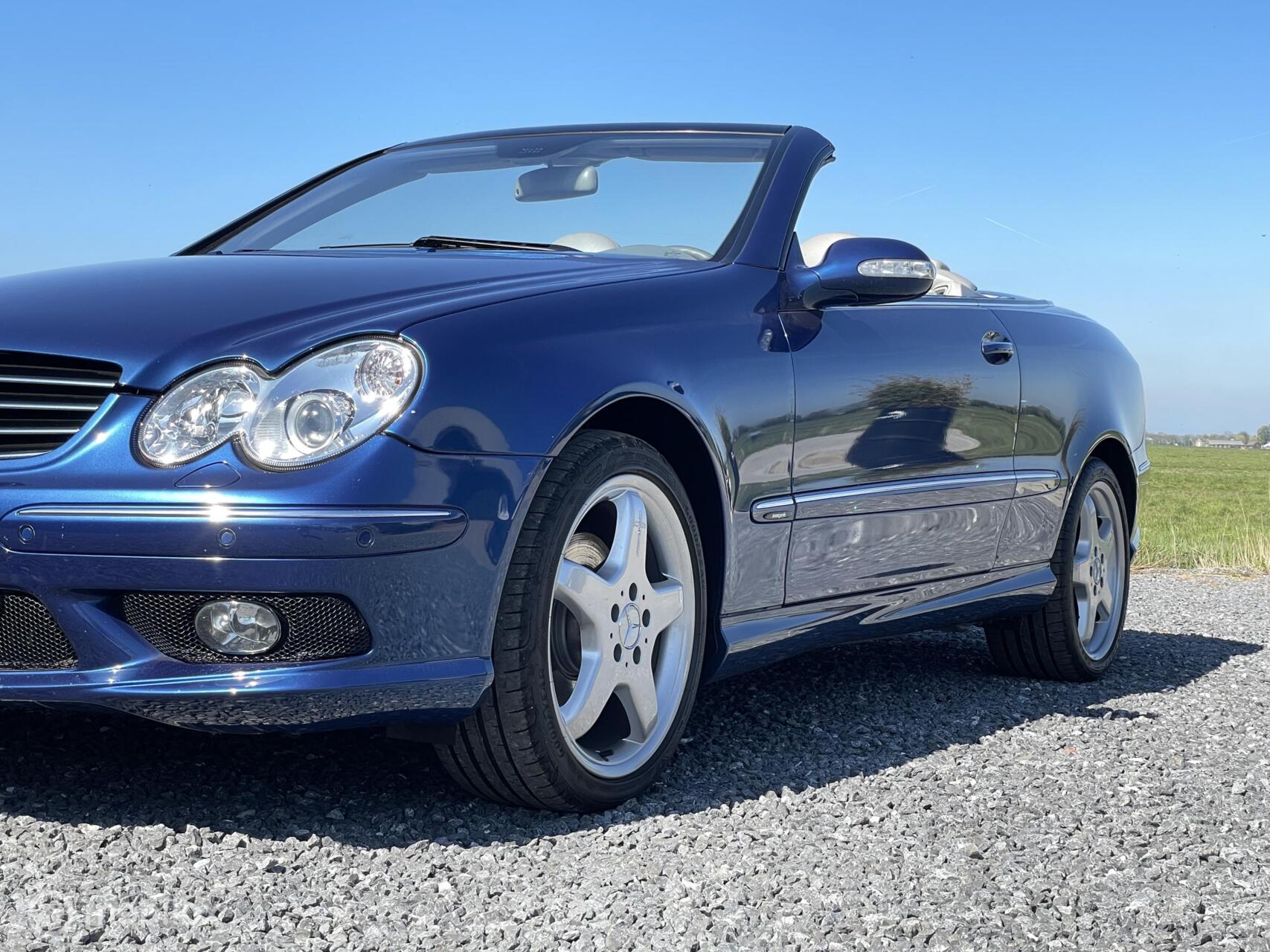 Foto van Mercedes-Benz CLK 320