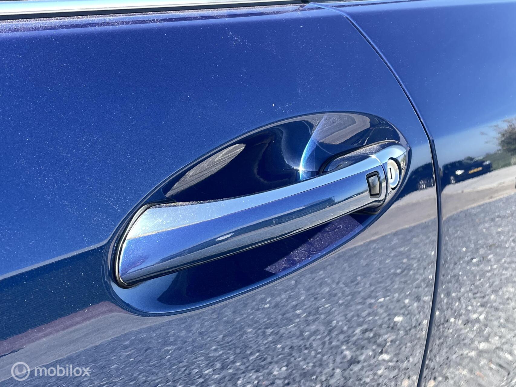 Foto van Mercedes-Benz CLK 320