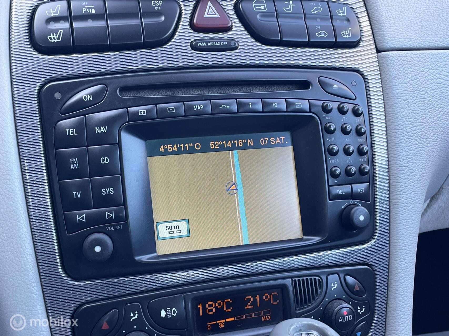 Foto van Mercedes-Benz CLK 320