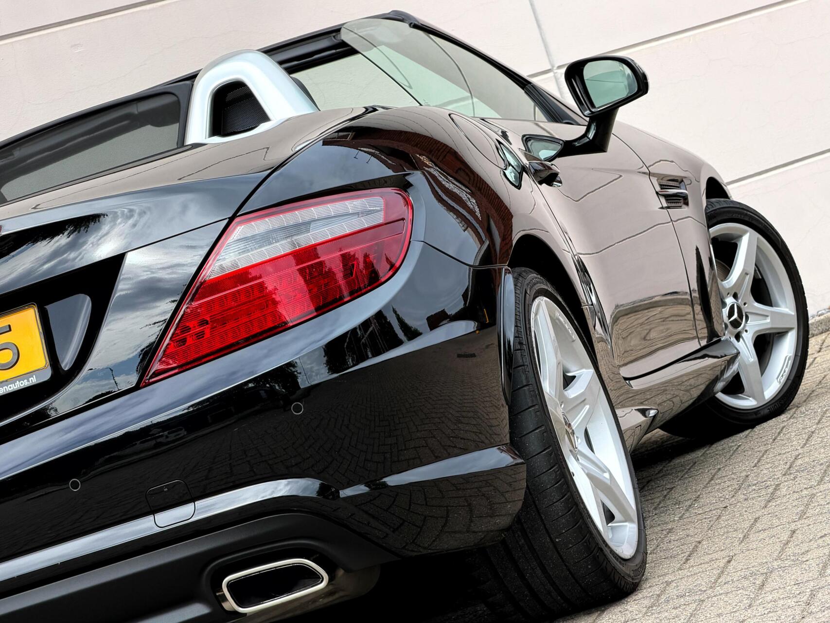 Foto van Mercedes-Benz SLK 200