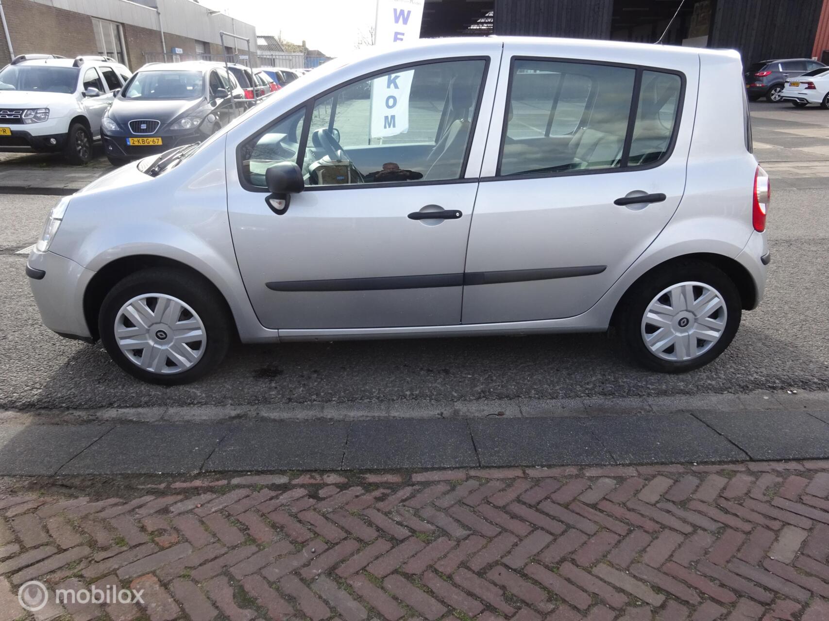 Foto van Renault Modus