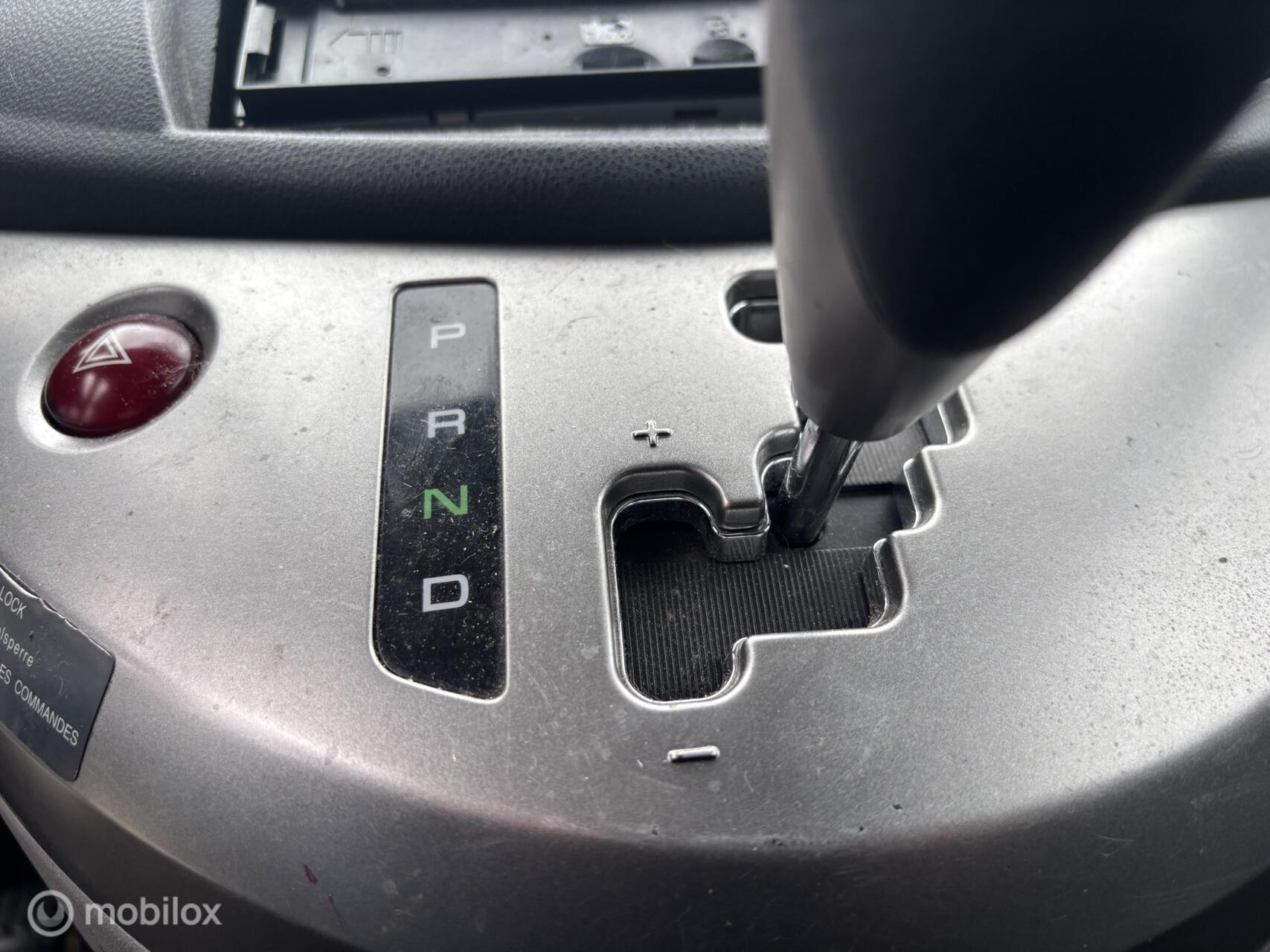 Foto van Mitsubishi Mitsubishi Grandis