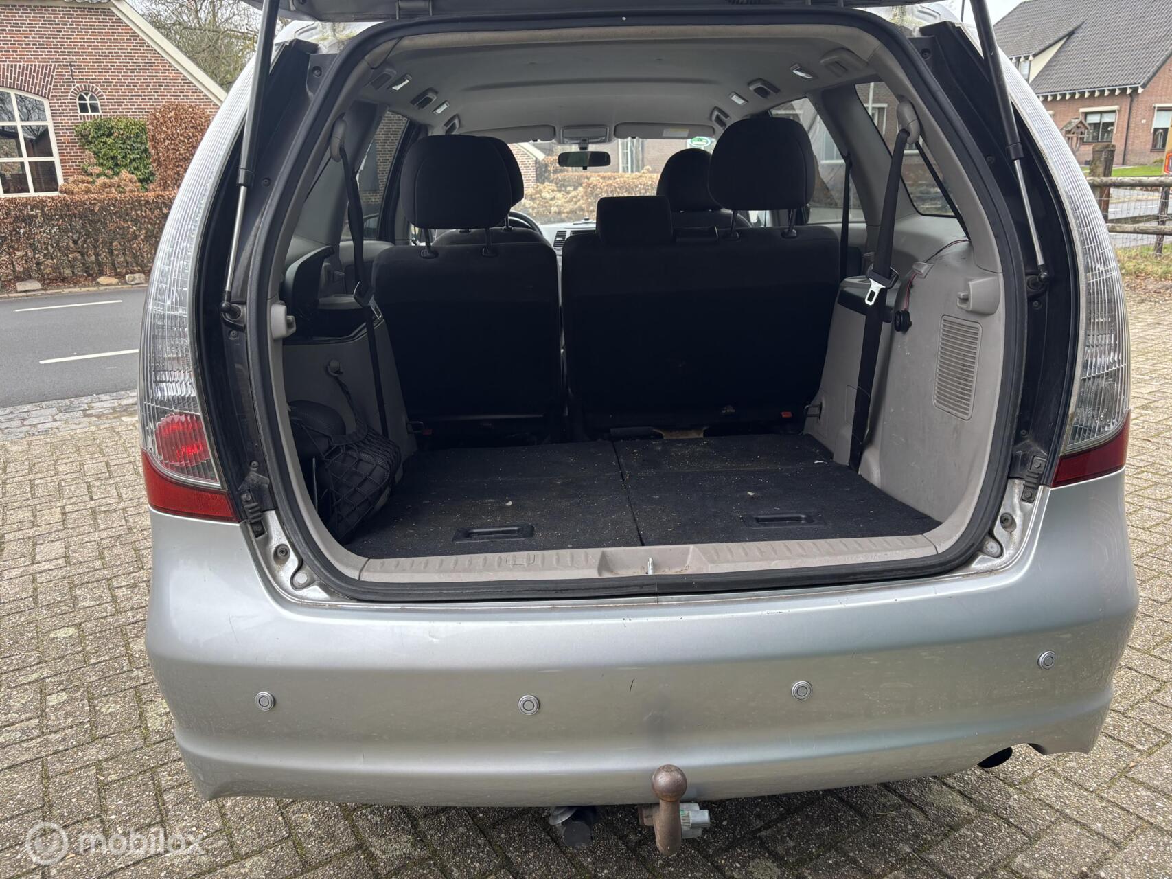 Foto van Mitsubishi Mitsubishi Grandis