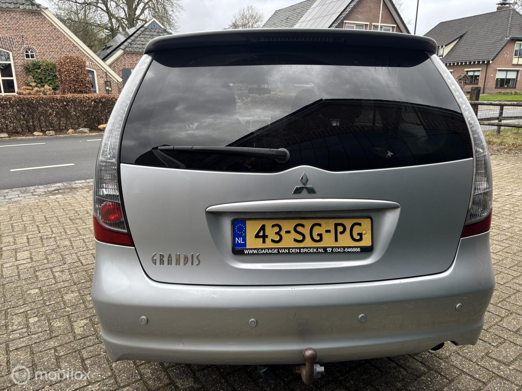 Foto van Mitsubishi Mitsubishi Grandis