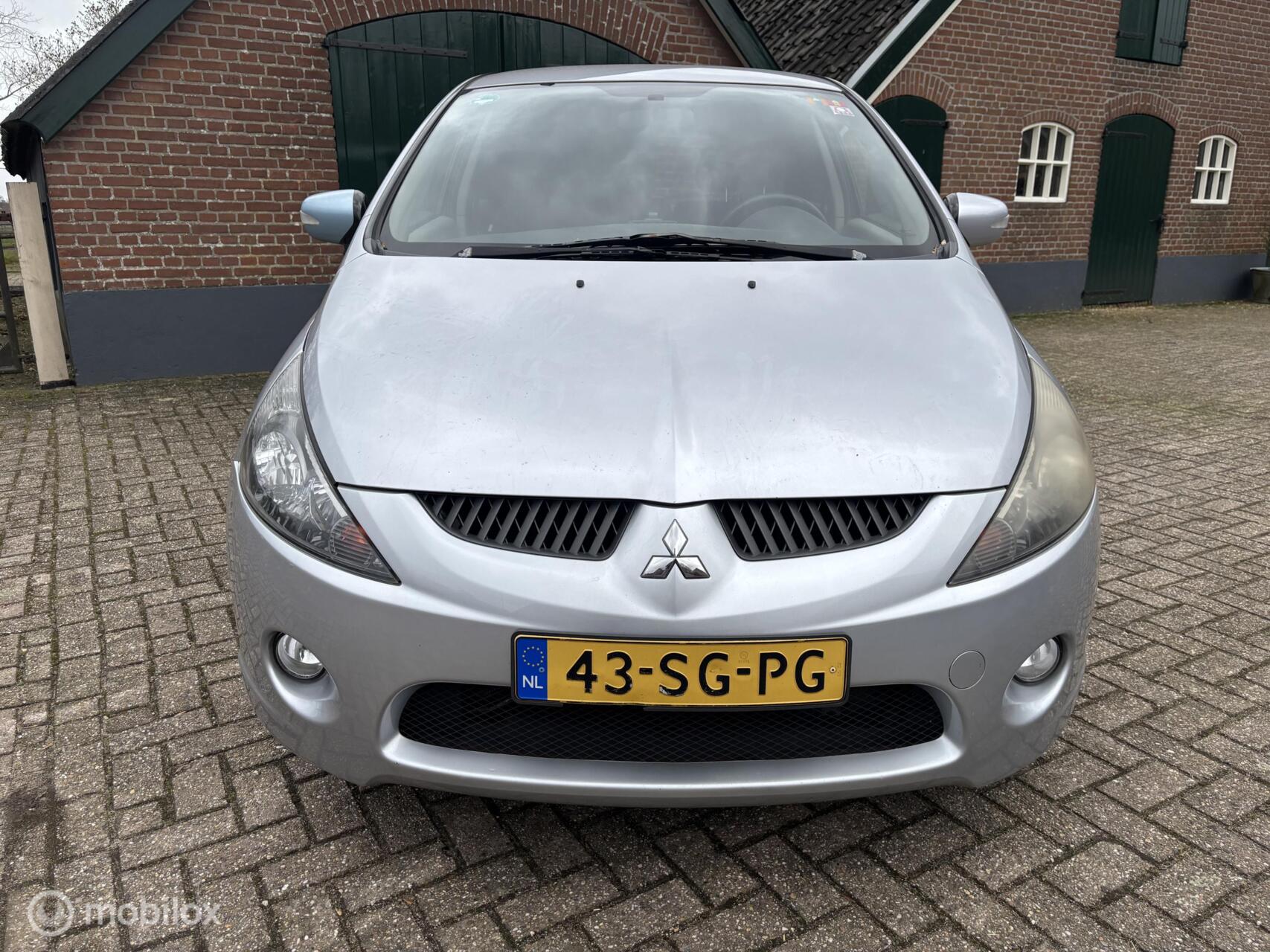 Foto van Mitsubishi Mitsubishi Grandis