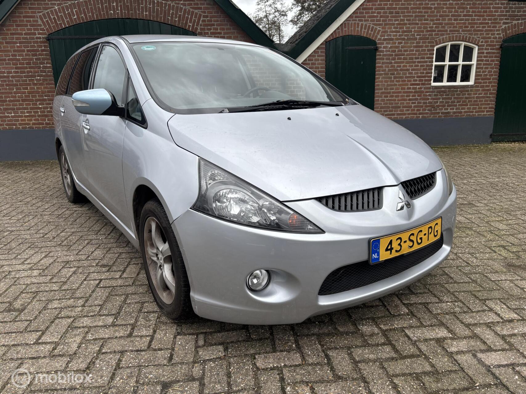 Foto van Mitsubishi Mitsubishi Grandis