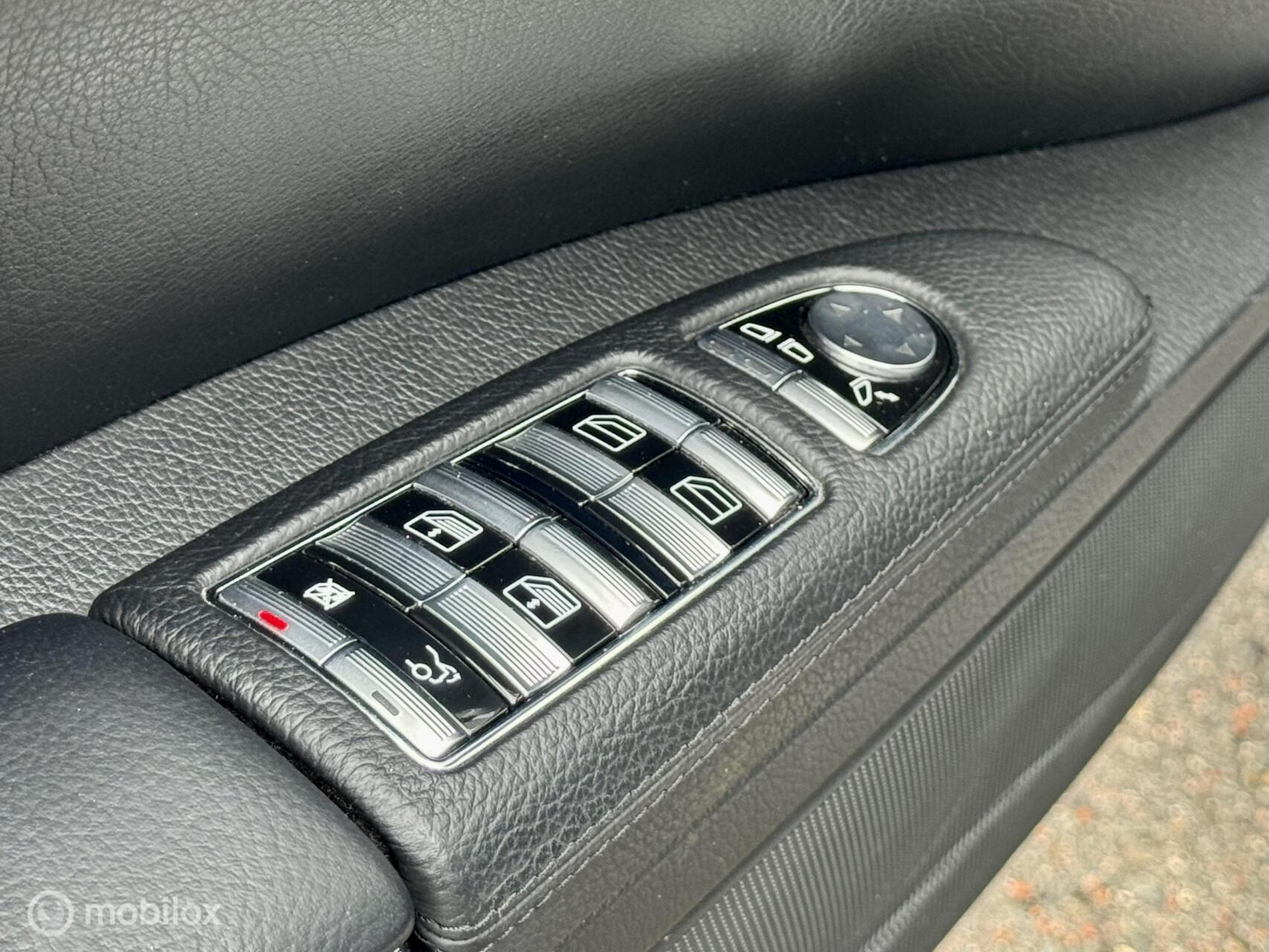 Foto van Mercedes-Benz S 500