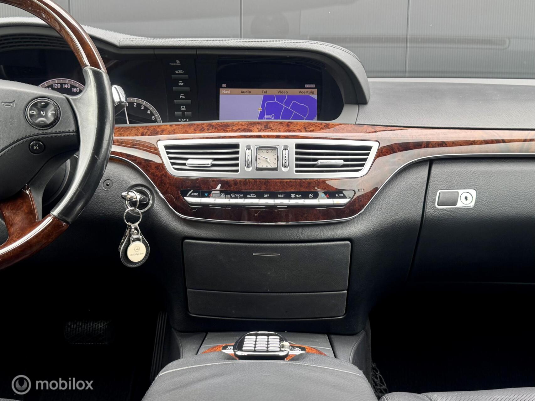 Foto van Mercedes-Benz S 500