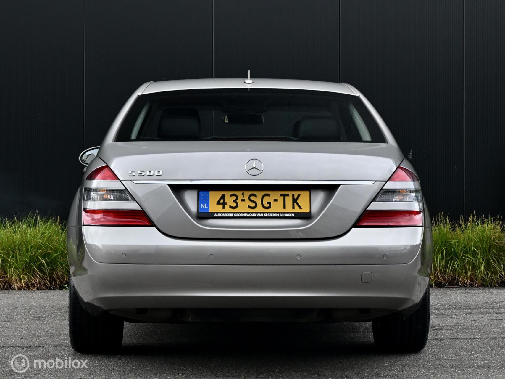 Foto van Mercedes-Benz S 500