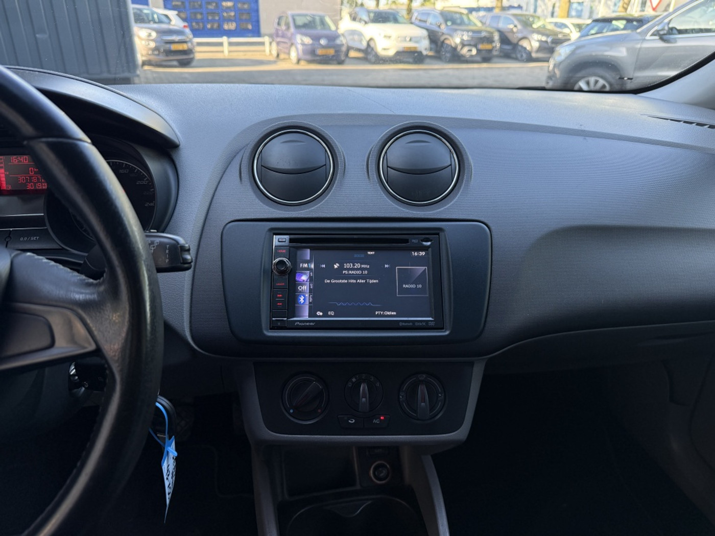 Foto van Seat Ibiza ST