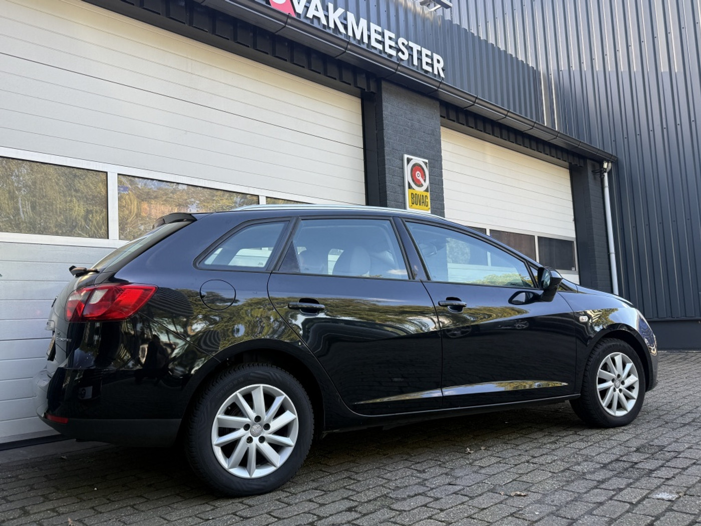 Foto van Seat Ibiza ST