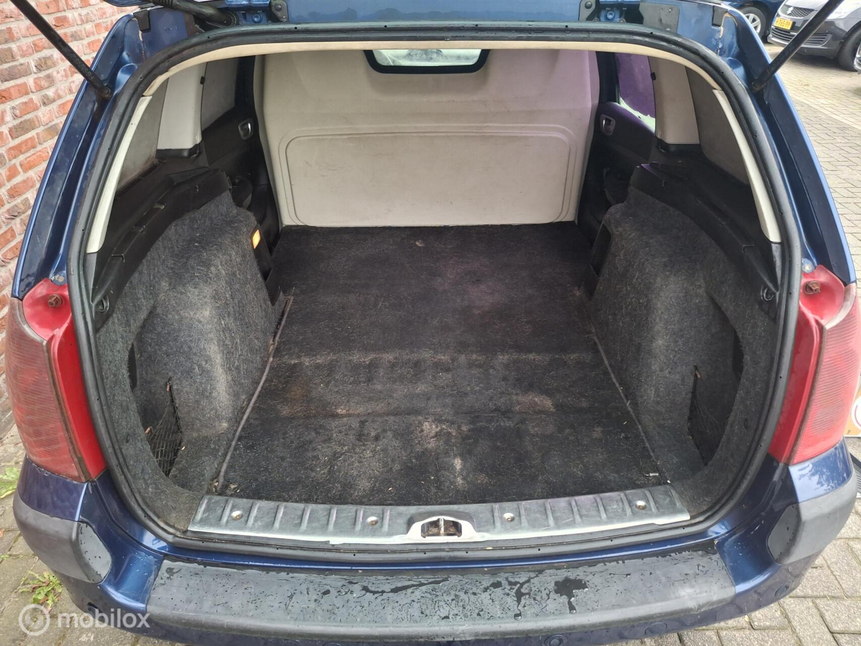 Foto van Peugeot 307 2.0 HDI Commercial 66kw