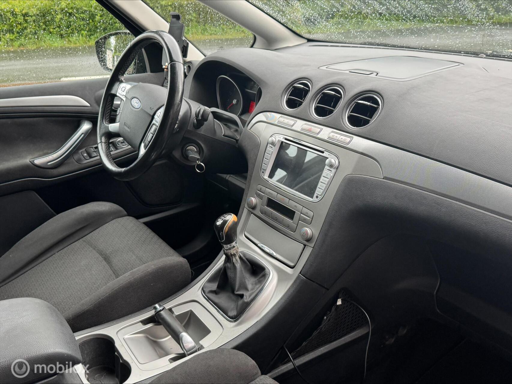 Foto van Ford S-max