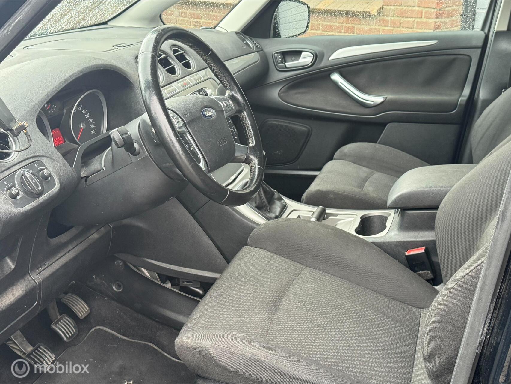 Foto van Ford S-max