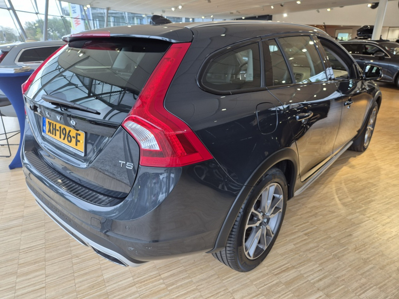 Foto van Volvo V60 Cross Country
