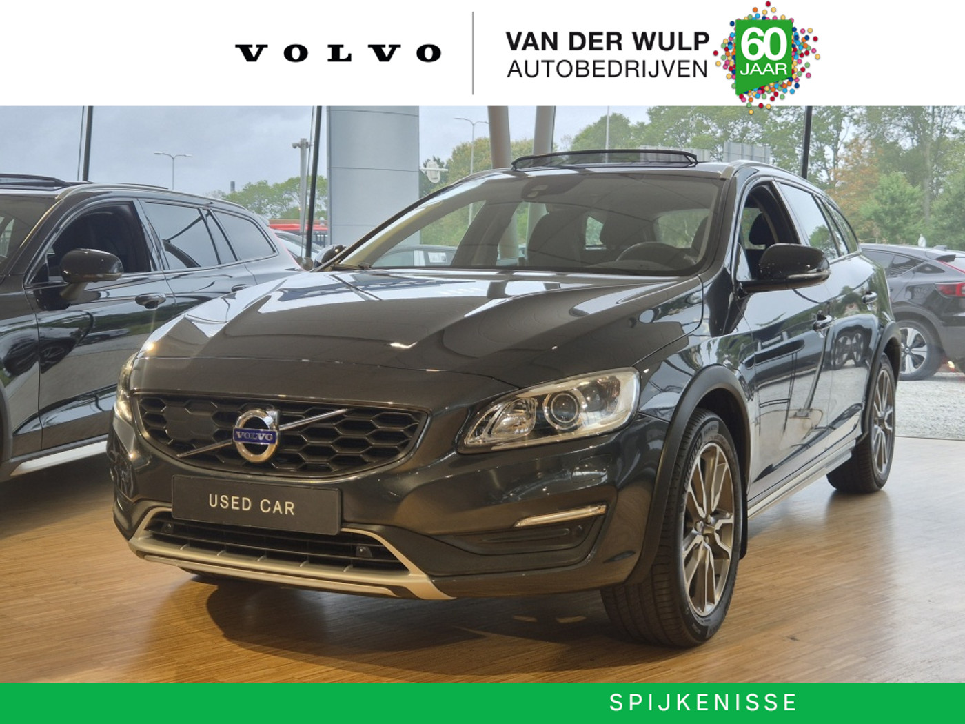 Volvo V60 Cross Country T5 Polar+ Luxury line | Camera | leder | S/K Dak 2019 - voorkant
